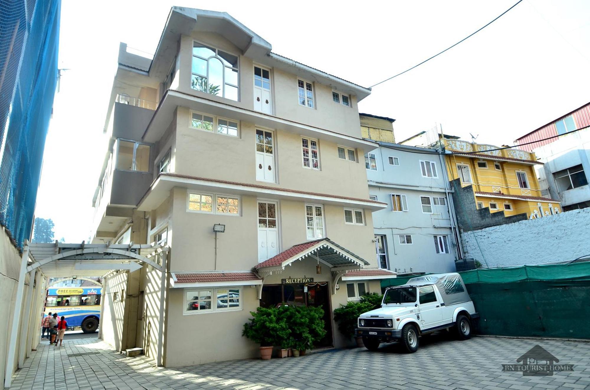 Bn Tourist Home Ooty Exterior foto